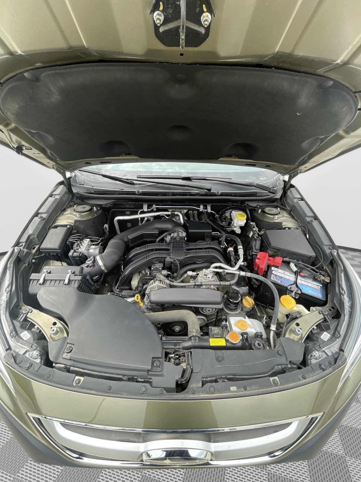 Used 2020 Subaru Outback Touring AWD/4WD image 9