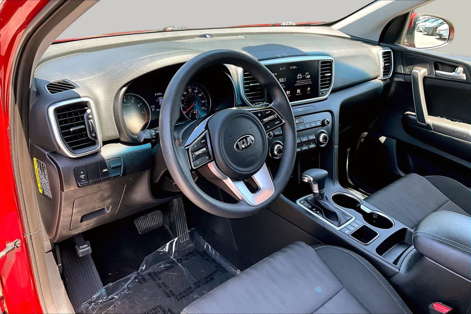 Used 2021 Kia Sportage LX AWD/4WD image 17