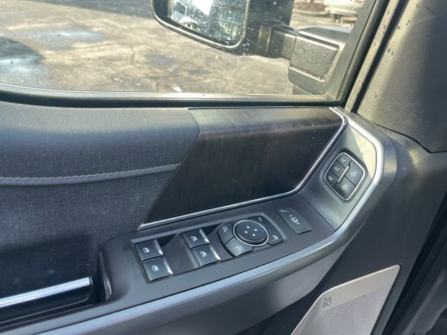 Certified 2022 Ford F150 Lariat w/ Equipment Group 502A High image 19