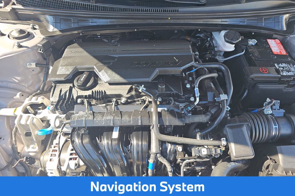 Used 2025 Hyundai Elantra SEL w/ Cargo Package FWD image 6