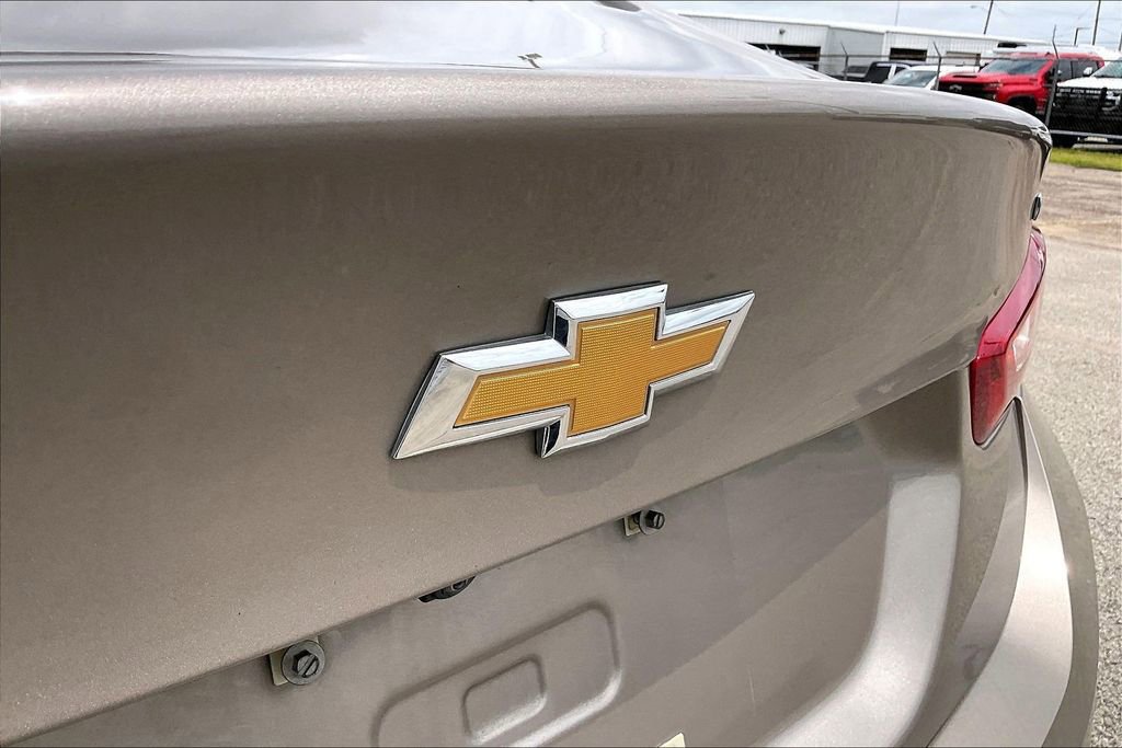 Used 2023 Chevrolet Malibu LT FWD image 27