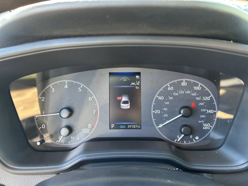 Used 2024 Toyota Corolla LE image 9