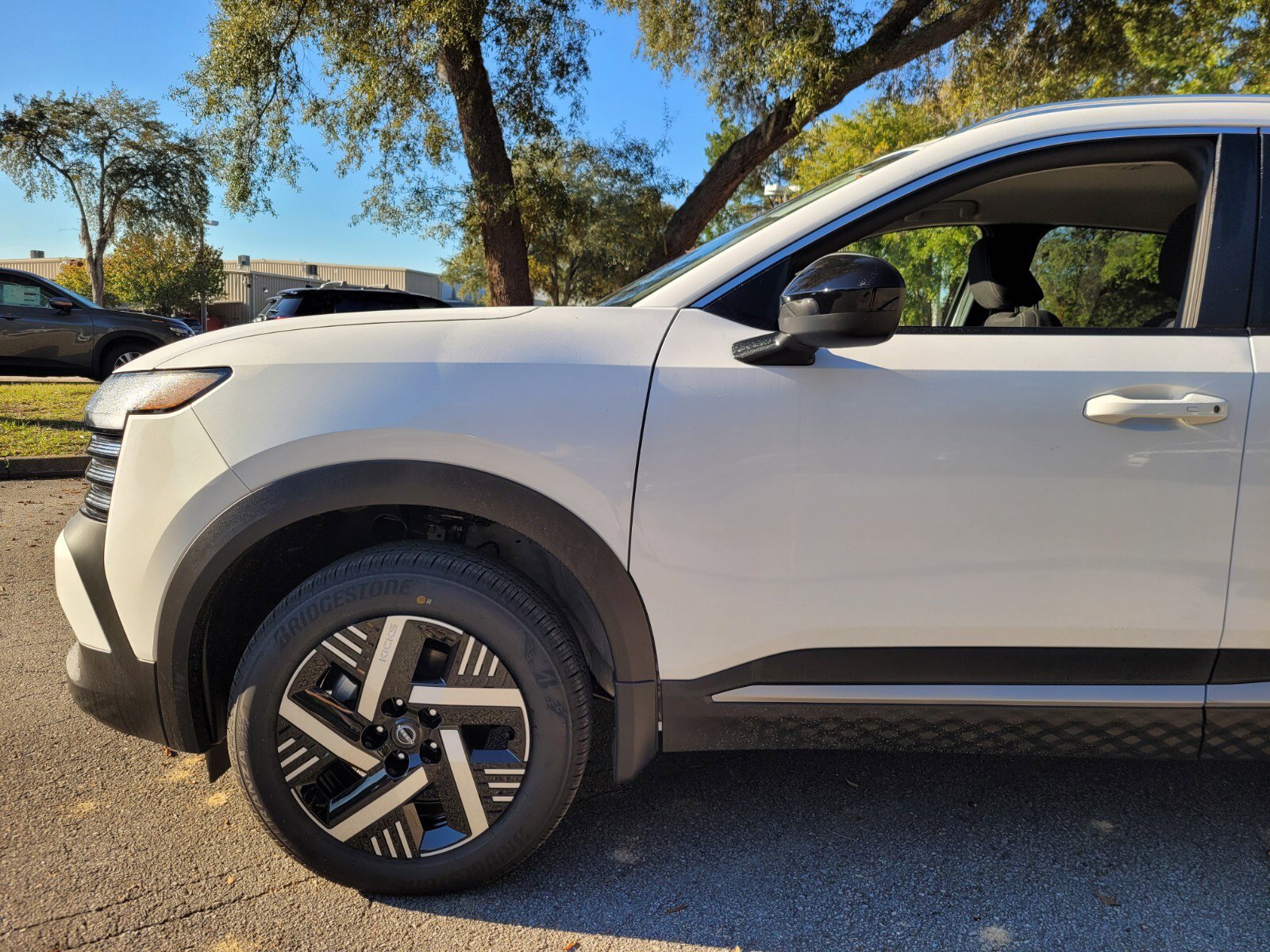 New 2026 Nissan Kicks SV image 2