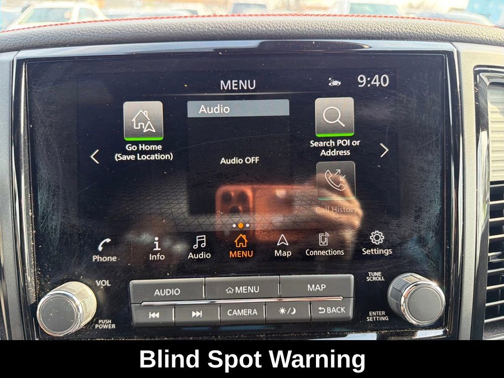 Used 2024 Nissan Titan PRO-4X w/ Pro-4x Convenience Package image 22