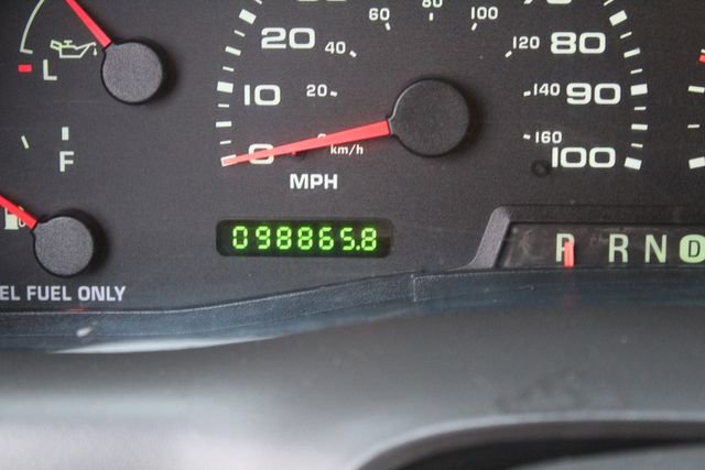 Used 2003 Ford F250 Lariat image 35