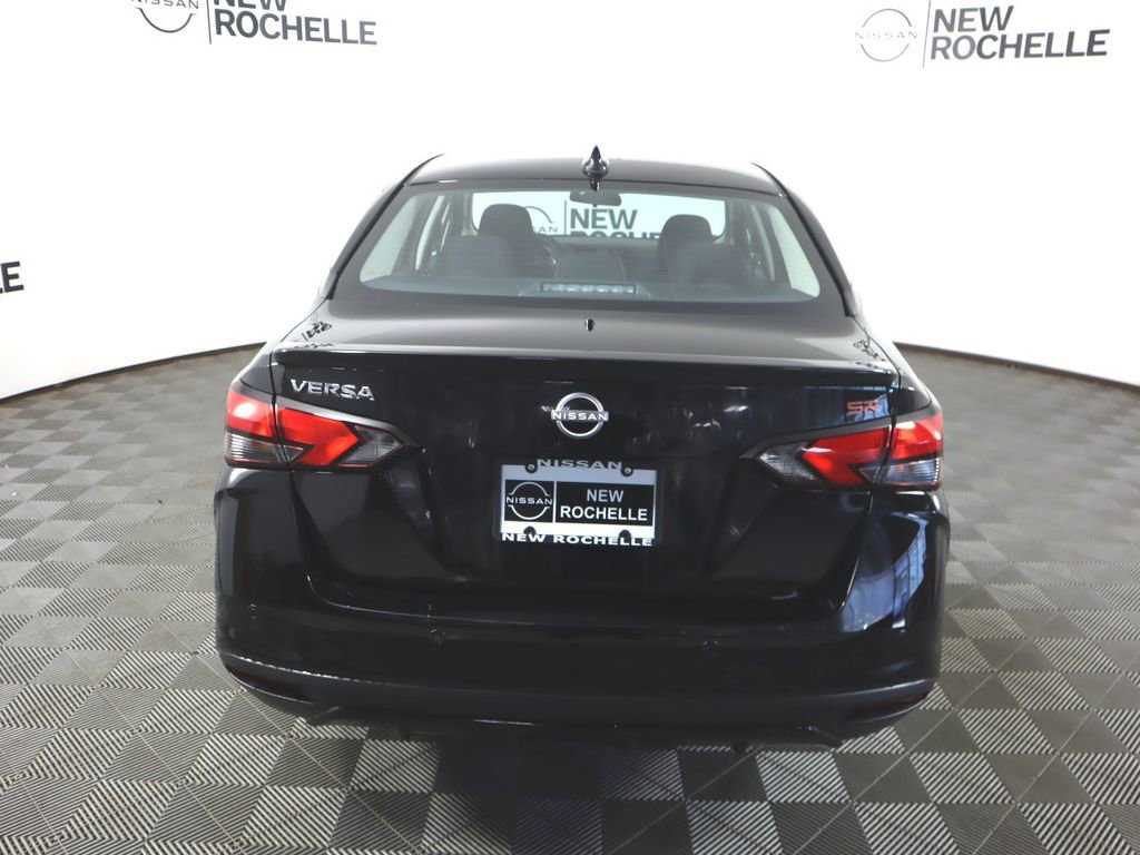 Certified 2025 Nissan Versa SR w/ Trunk Package image 6