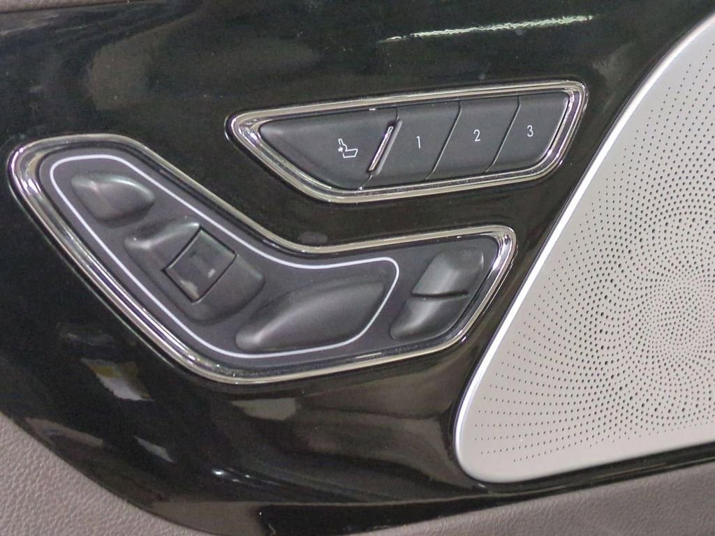 Certified 2023 Lincoln Aviator Reserve w/ Equipment Group 201A image 14