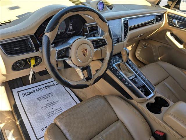 Used 2017 Porsche Macan S image 10