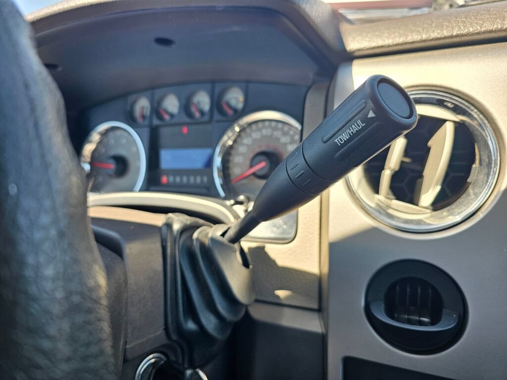 Used 2010 Ford F150 XLT RWD image 23