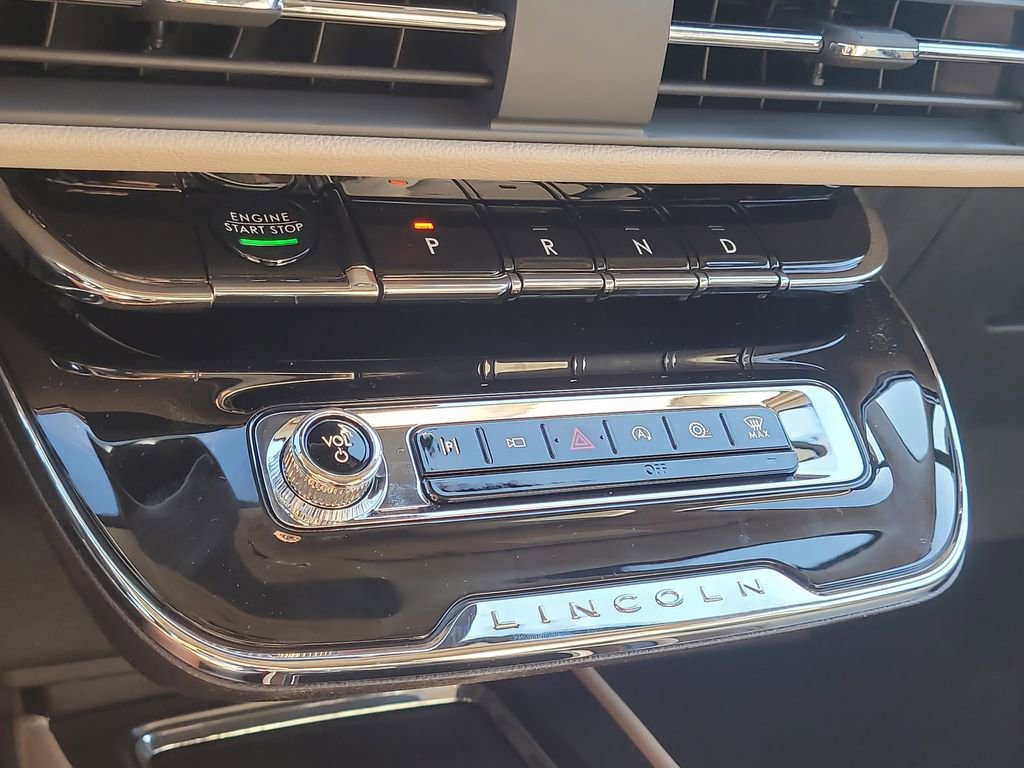 New 2026 Lincoln Corsair Premiere FWD image 23
