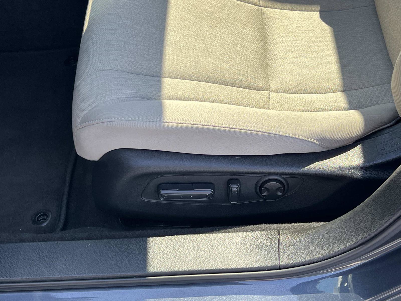 Certified 2025 Honda Accord SE image 16