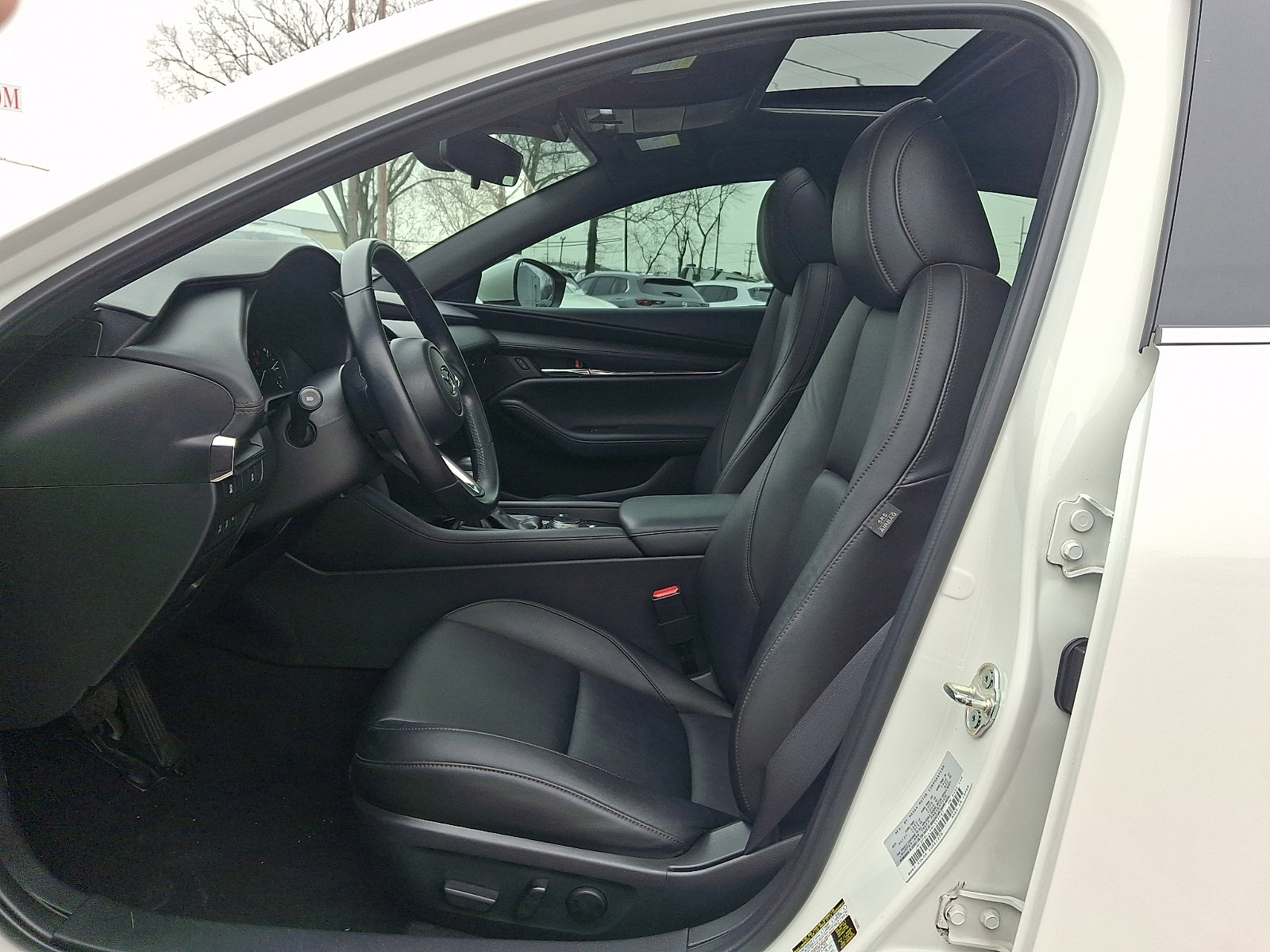 Used 2021 MAZDA MAZDA3 s image 13