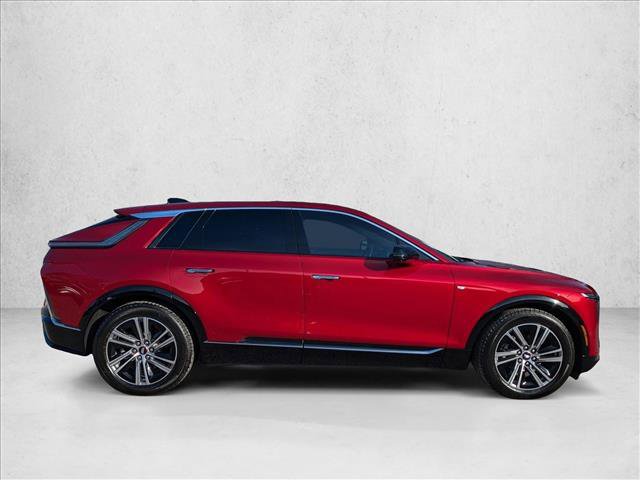 Used 2024 Cadillac Lyriq Luxury image 4