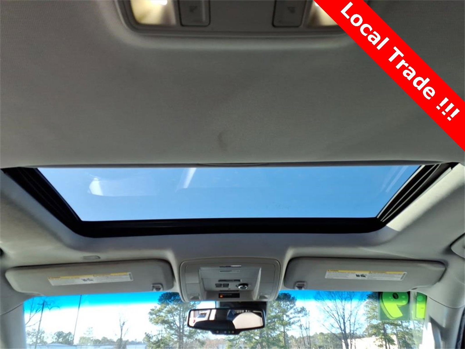 Used 2019 GMC Yukon XL SLT image 16