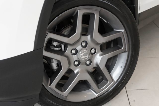 Used 2023 Honda Passport EX-L image 2