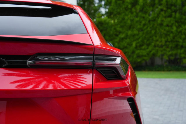 Used 2019 Lamborghini Urus image 64