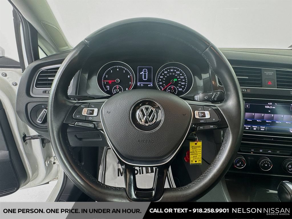 Used 2019 Volkswagen Golf S FWD image 11