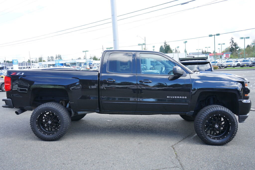 Used 2019 Chevrolet Silverado 1500 LT w/ All Star Edition image 6
