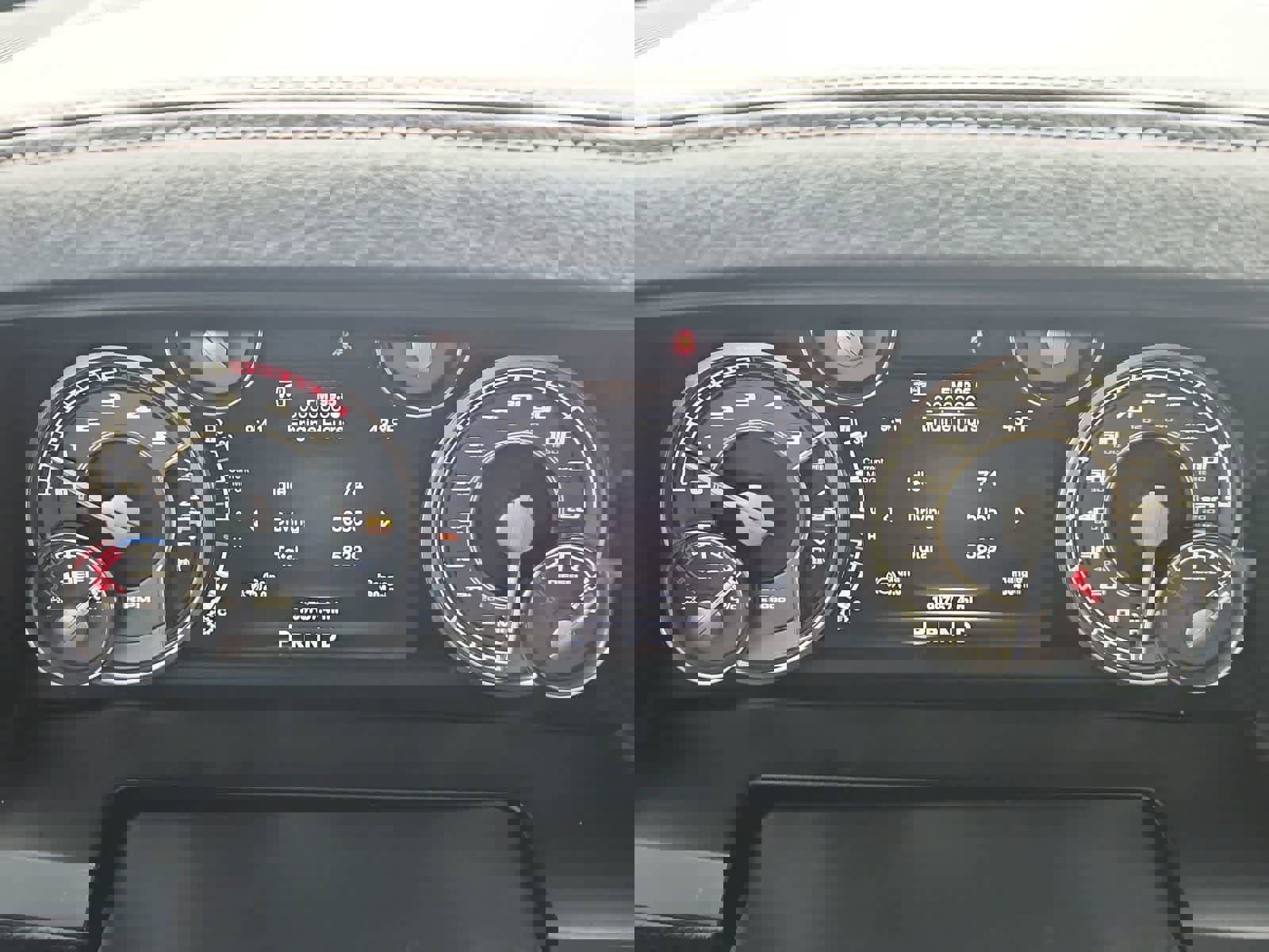 Used 2016 RAM 3500 Laramie Longhorn image 34