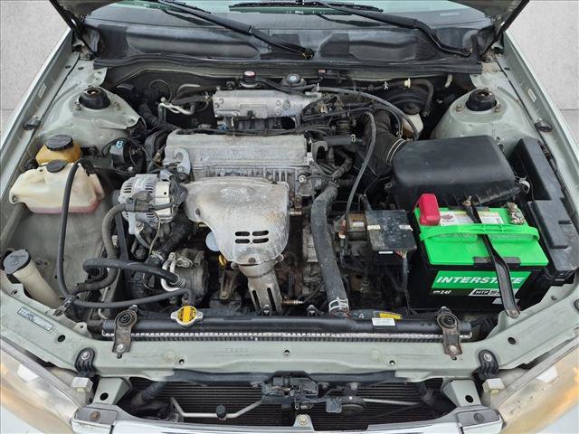 Used 2000 Toyota Camry CE FWD image 23