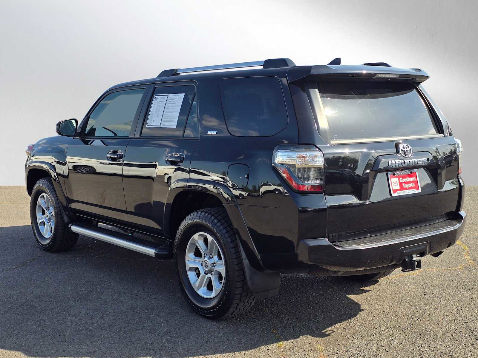 Certified 2019 Toyota 4Runner SR5 AWD/4WD image 6