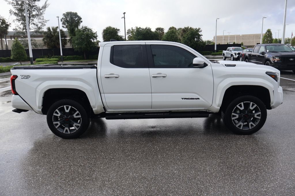 Certified 2025 Toyota Tacoma TRD Sport image 7