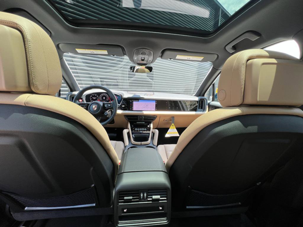 New 2025 Porsche Cayenne image 24