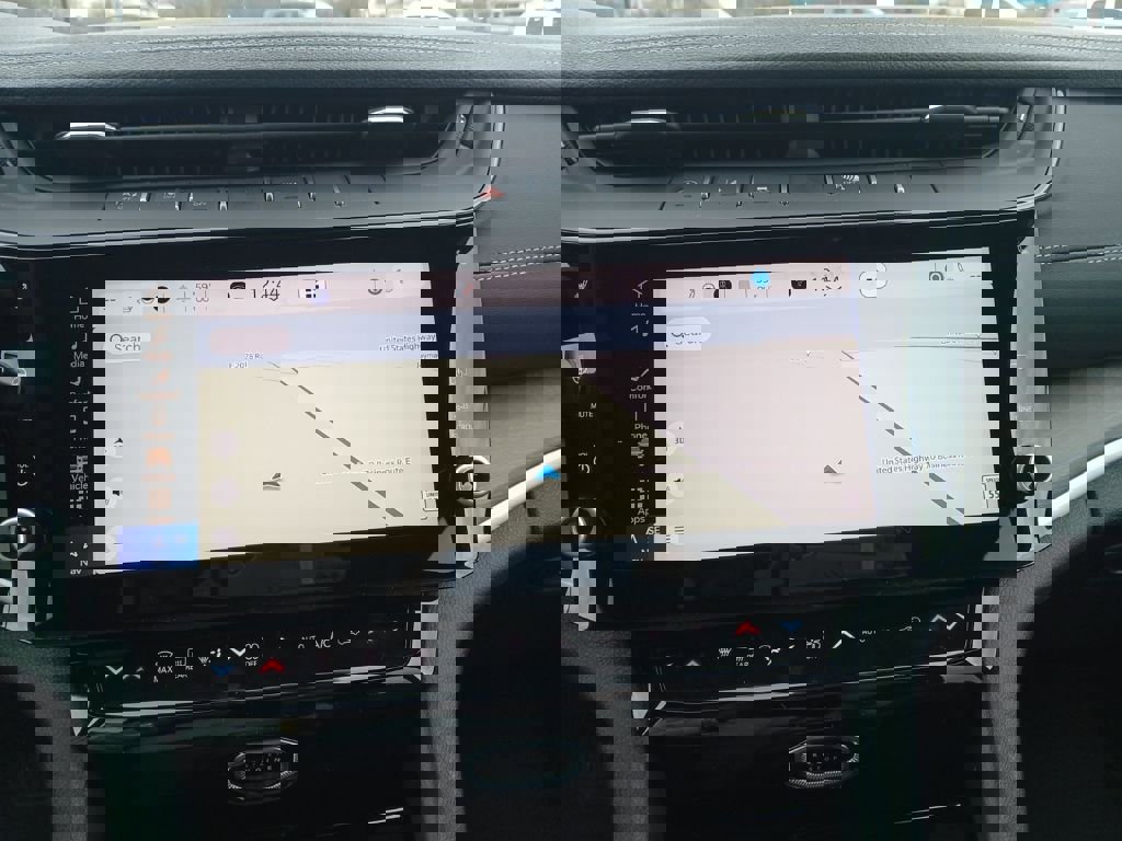 New 2026 Jeep Grand Cherokee L Laredo image 17