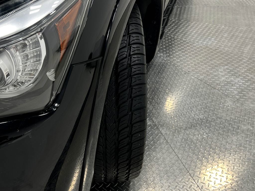 Used 2016 INFINITI QX80 Luxe w/ 22" Wheel Package image 40