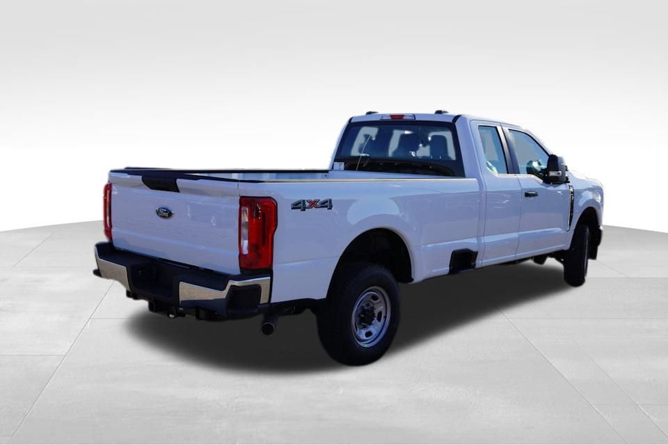 New 2026 Ford F250 XL w/ XL Chrome Package image 3