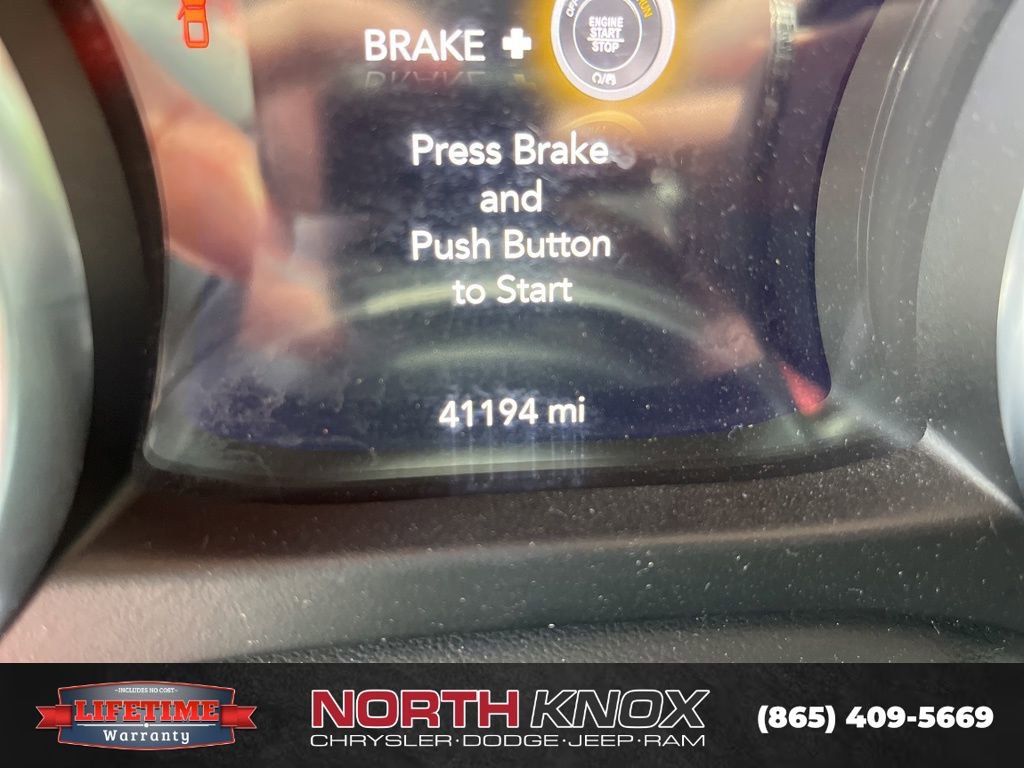 Used 2022 Jeep Gladiator Rubicon w/ LED Lighting Group AWD/4WD image 5