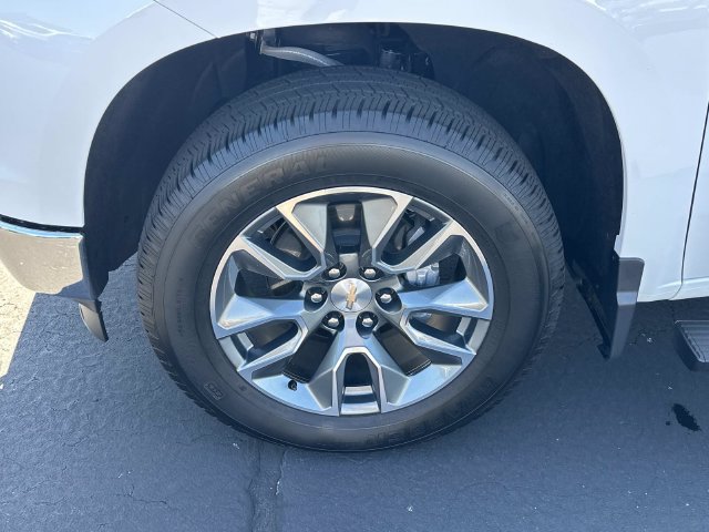 Certified 2026 Chevrolet Silverado 1500 LT AWD/4WD image 30