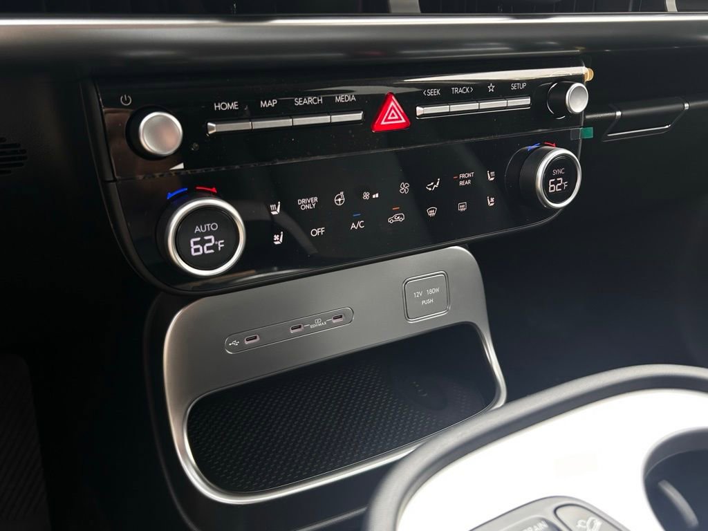 New 2026 Hyundai Ioniq 9 SEL image 19