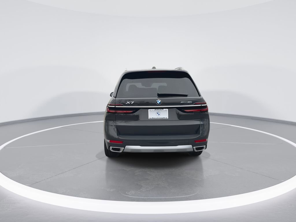 New 2026 BMW X7 xDrive40i w/ Premium Package image 7