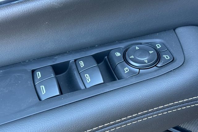New 2026 GMC Yukon Elevation w/ Elevation Premium Package image 12