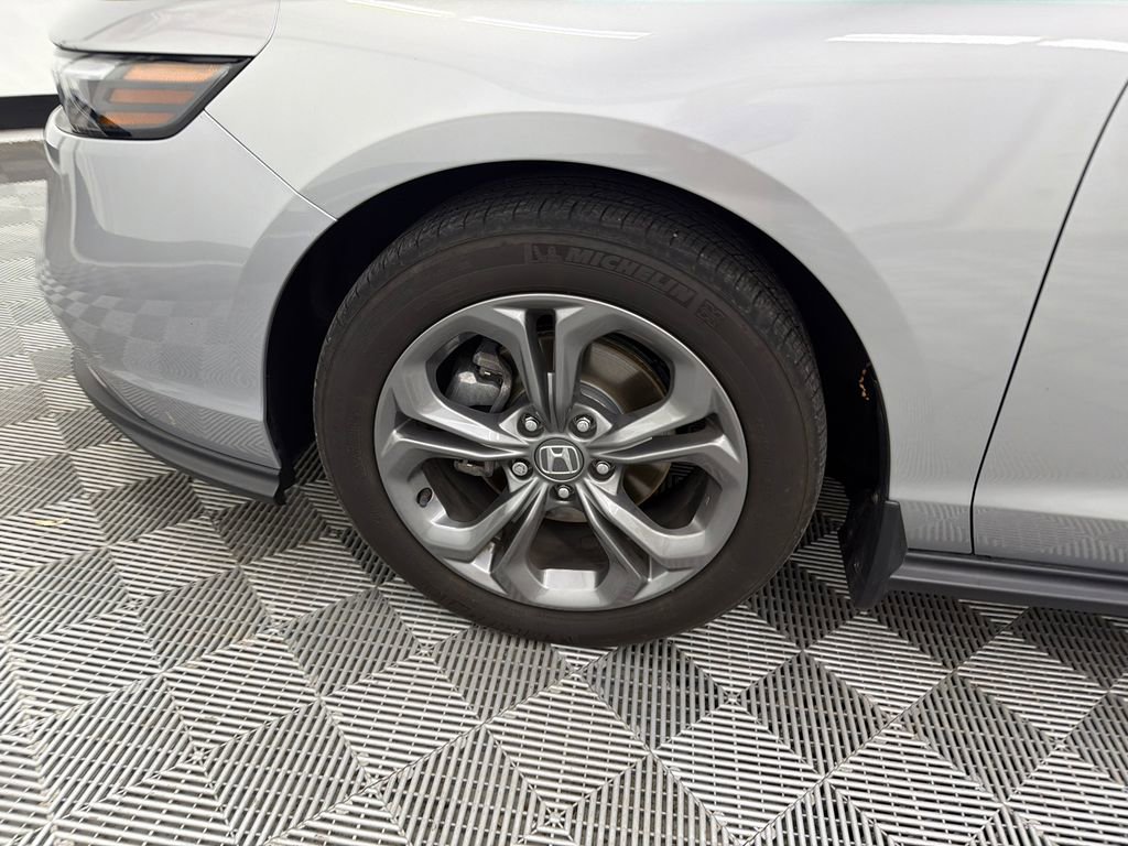 Used 2024 Honda Accord EX image 12