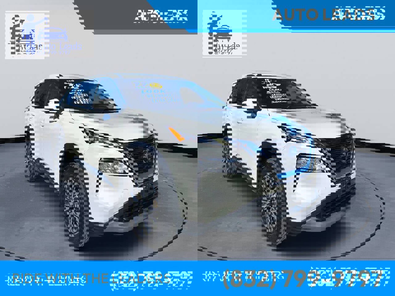 Used 2022 Nissan Rogue SV image 1