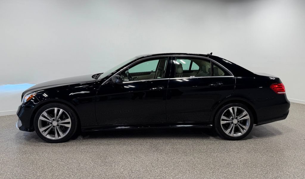 Used 2014 Mercedes-Benz E 350 4MATIC Sedan image 12