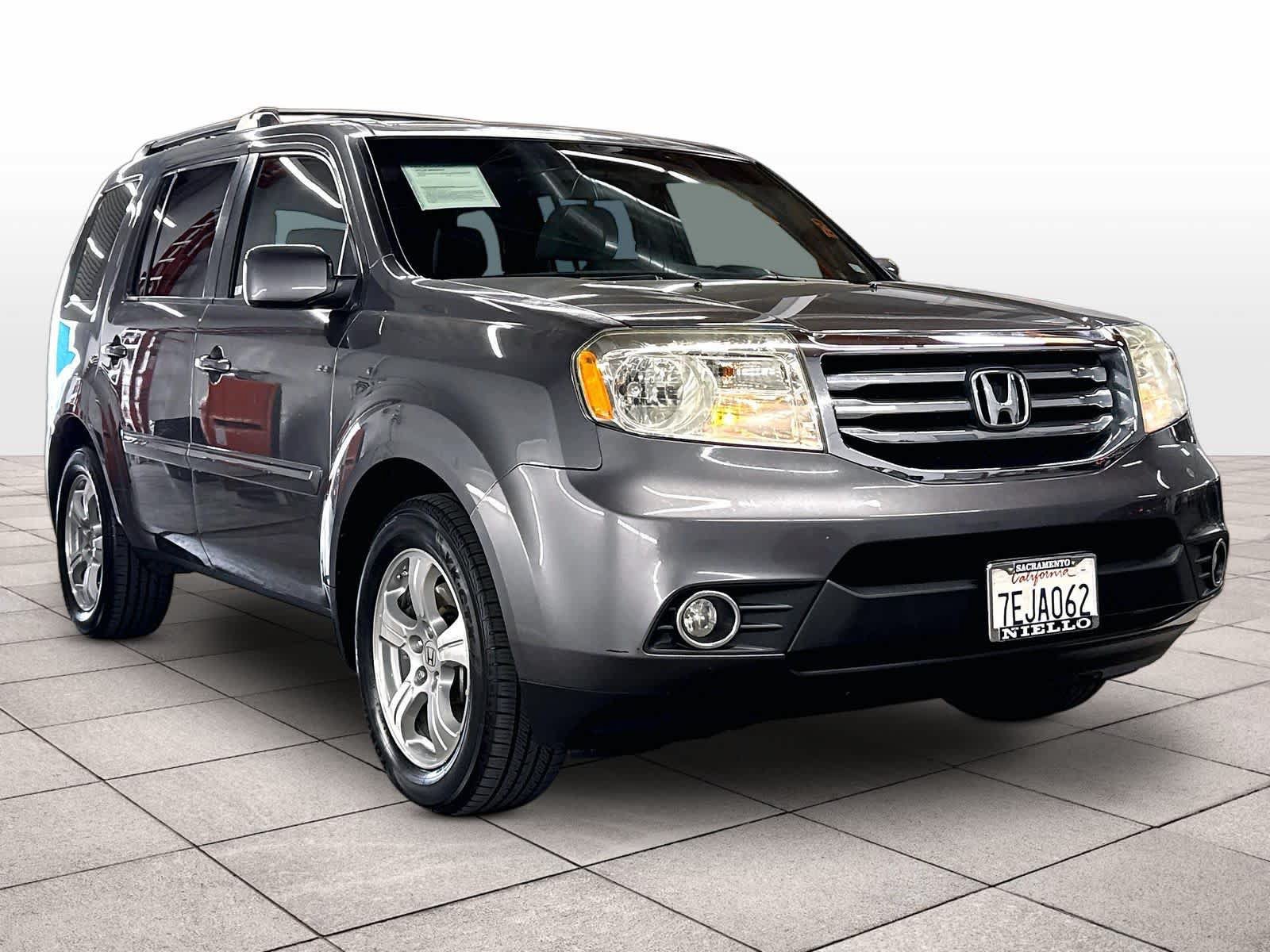 Used 2014 Honda Pilot EX image 2