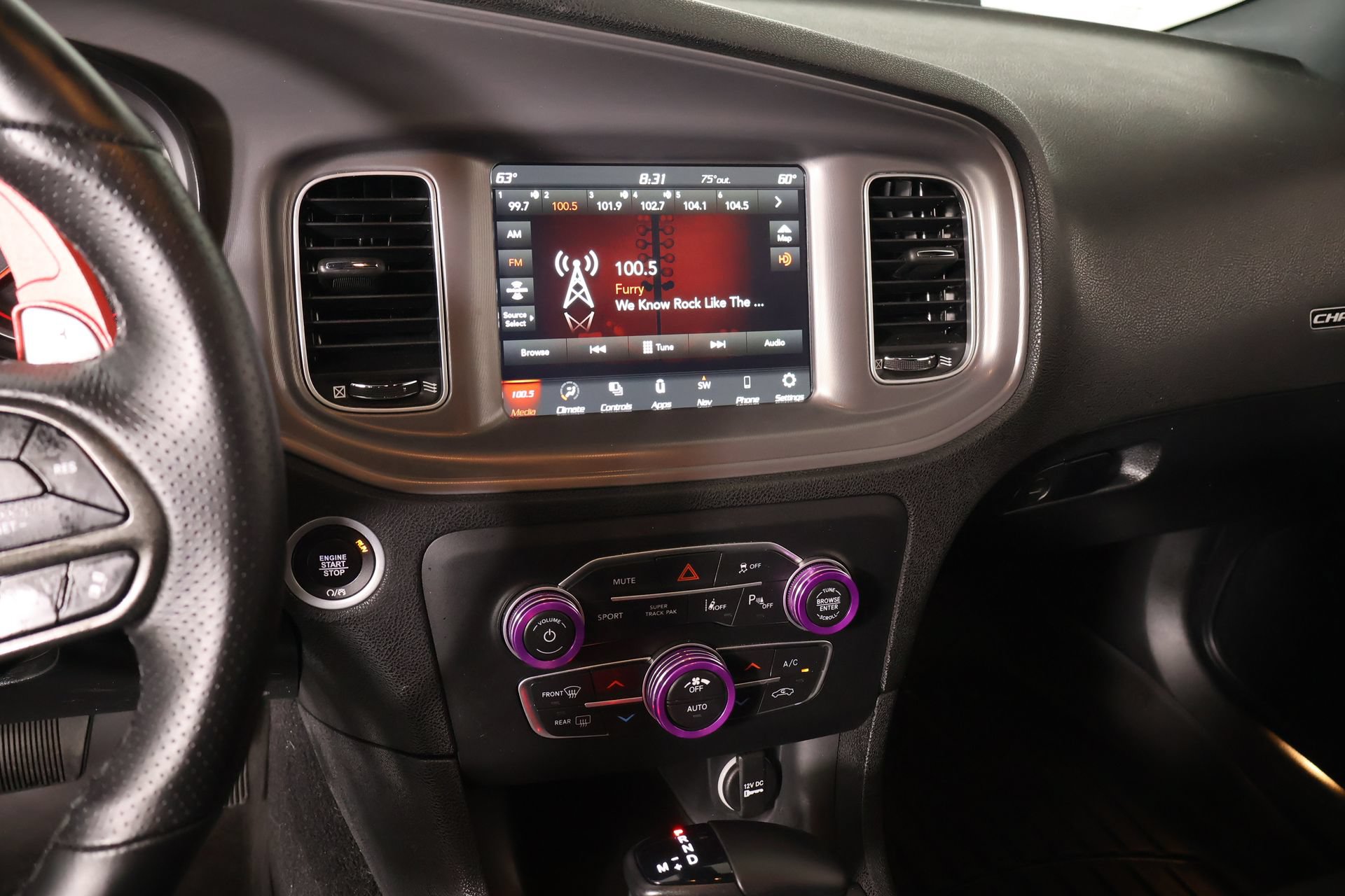Used 2023 Dodge Charger R/T w/ Performance Handling Group RWD image 5