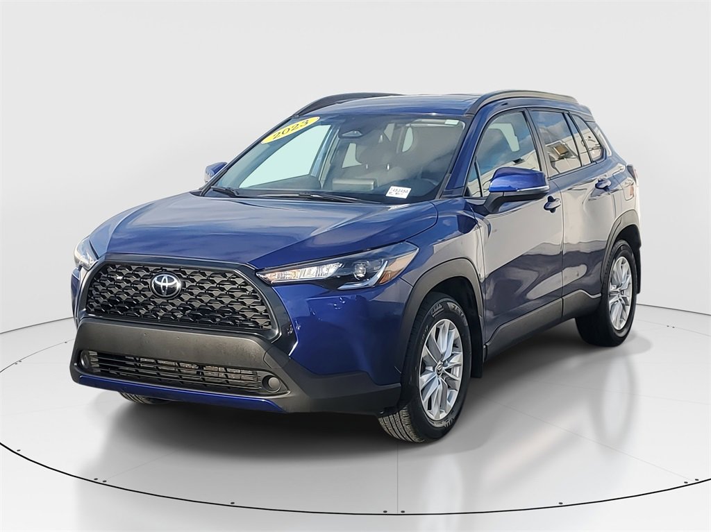 Certified 2023 Toyota Corolla Cross LE image 4