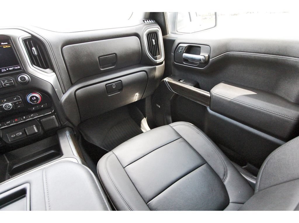 Used 2022 Chevrolet Silverado 1500 LT Trail Boss w/ Convenience Package II AWD/4WD image 13