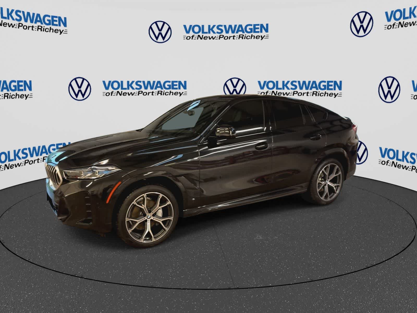 Used 2026 BMW X6 xDrive40i AWD/4WD image 4