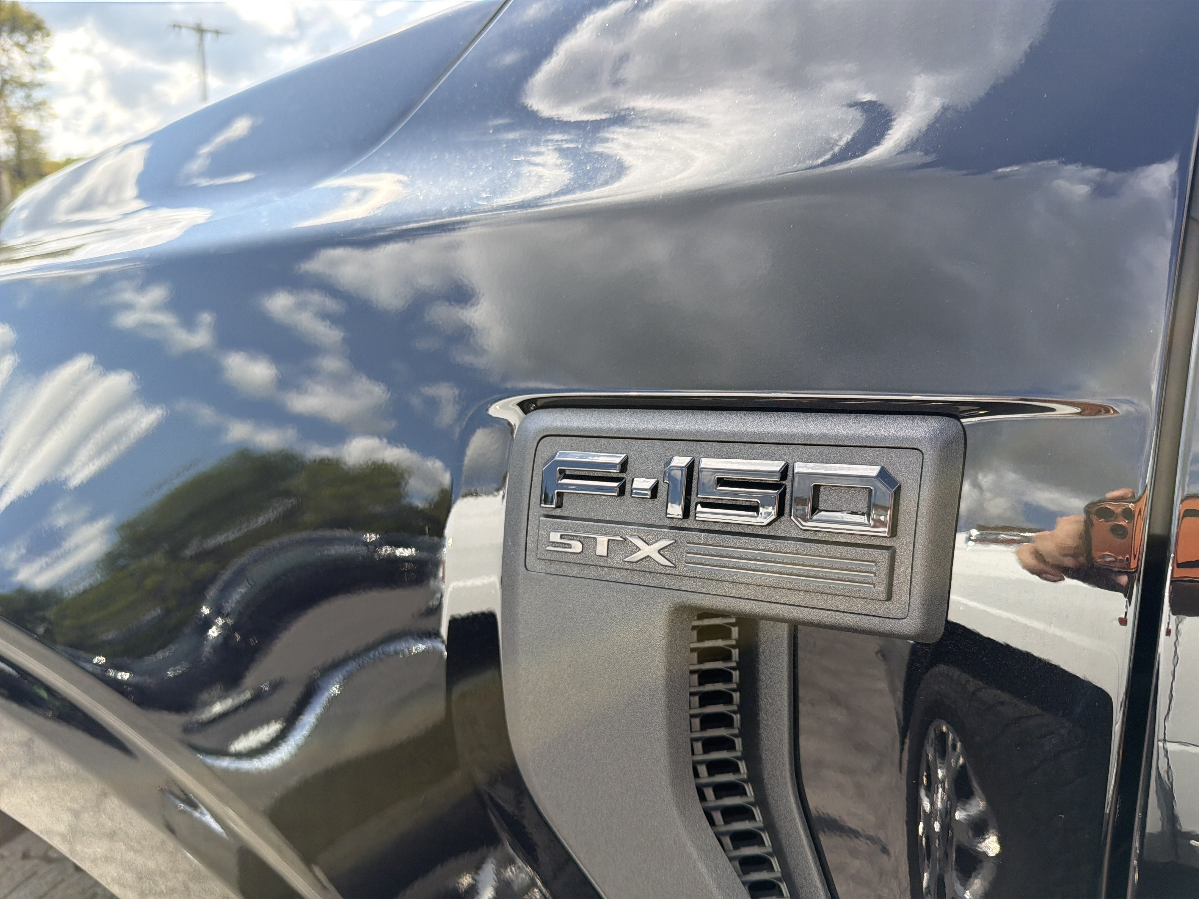 Used 2023 Ford F150 XL w/ STX Appearance Package AWD/4WD image 9