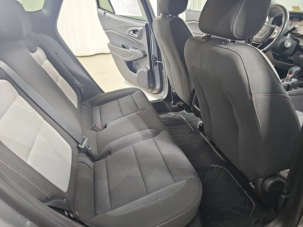 Certified 2024 Chevrolet Trax RS w/ Driver Confidence Package FWD image 14