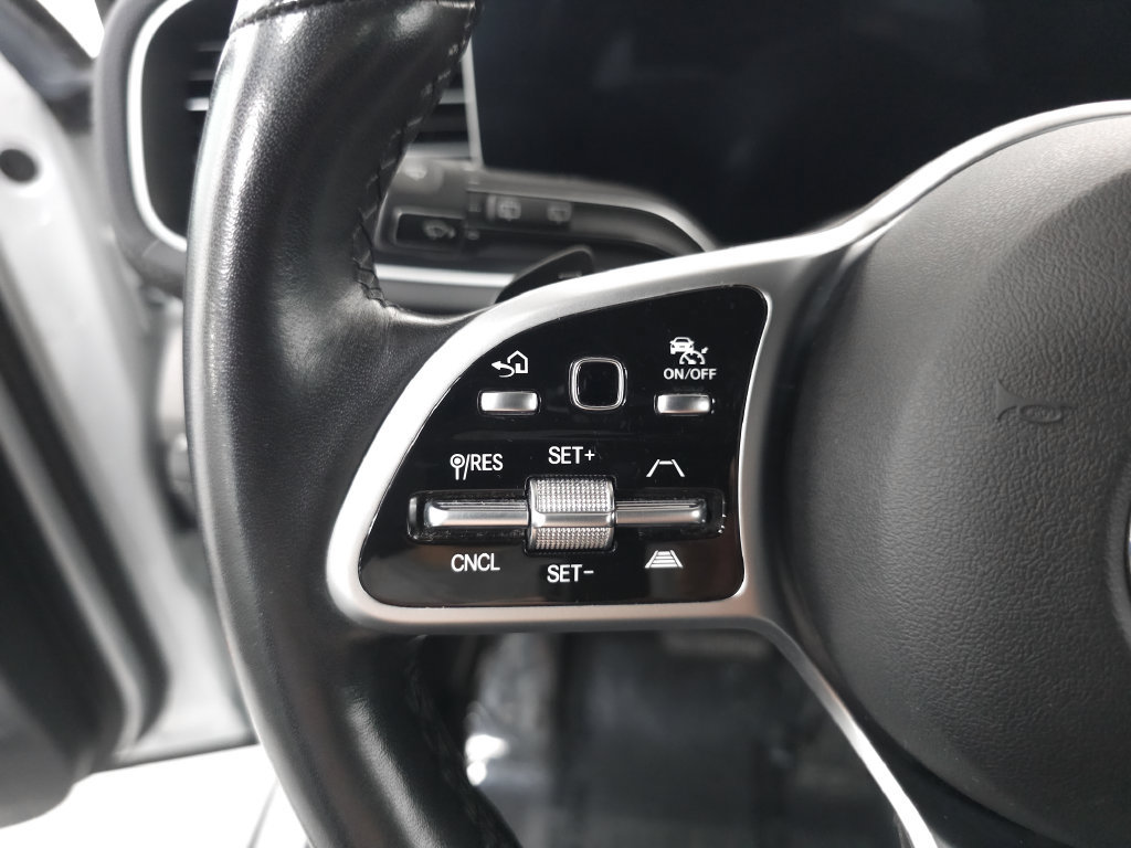 Used 2020 Mercedes-Benz GLE 350 4MATIC image 11