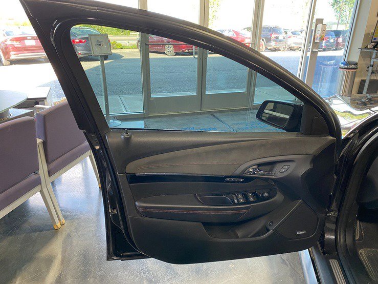 Used 2015 Chevrolet SS image 13