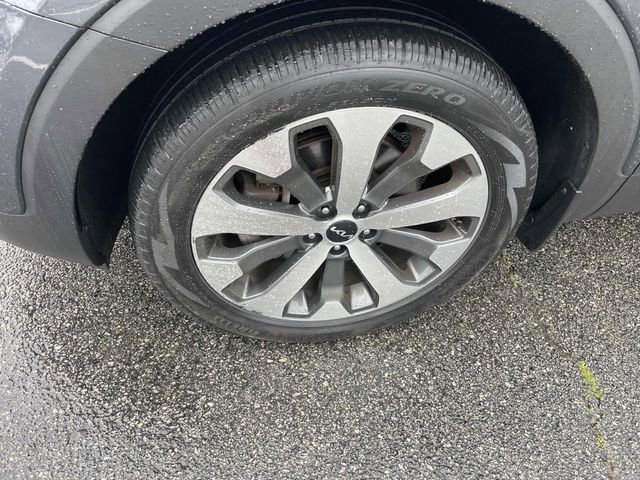 Used 2022 Kia Telluride S image 13