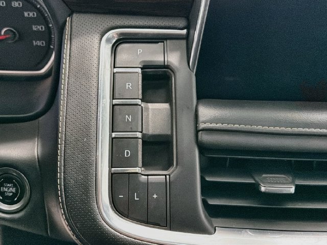 Used 2021 Chevrolet Tahoe Premier AWD/4WD image 17