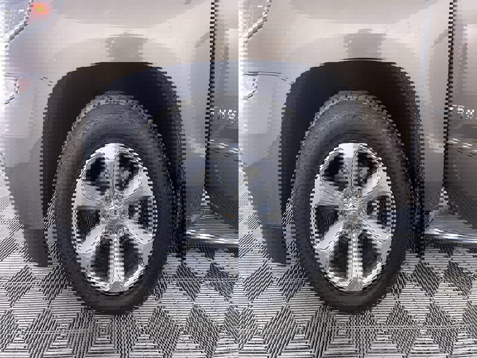 Used 2015 Chevrolet Tahoe LTZ image 27